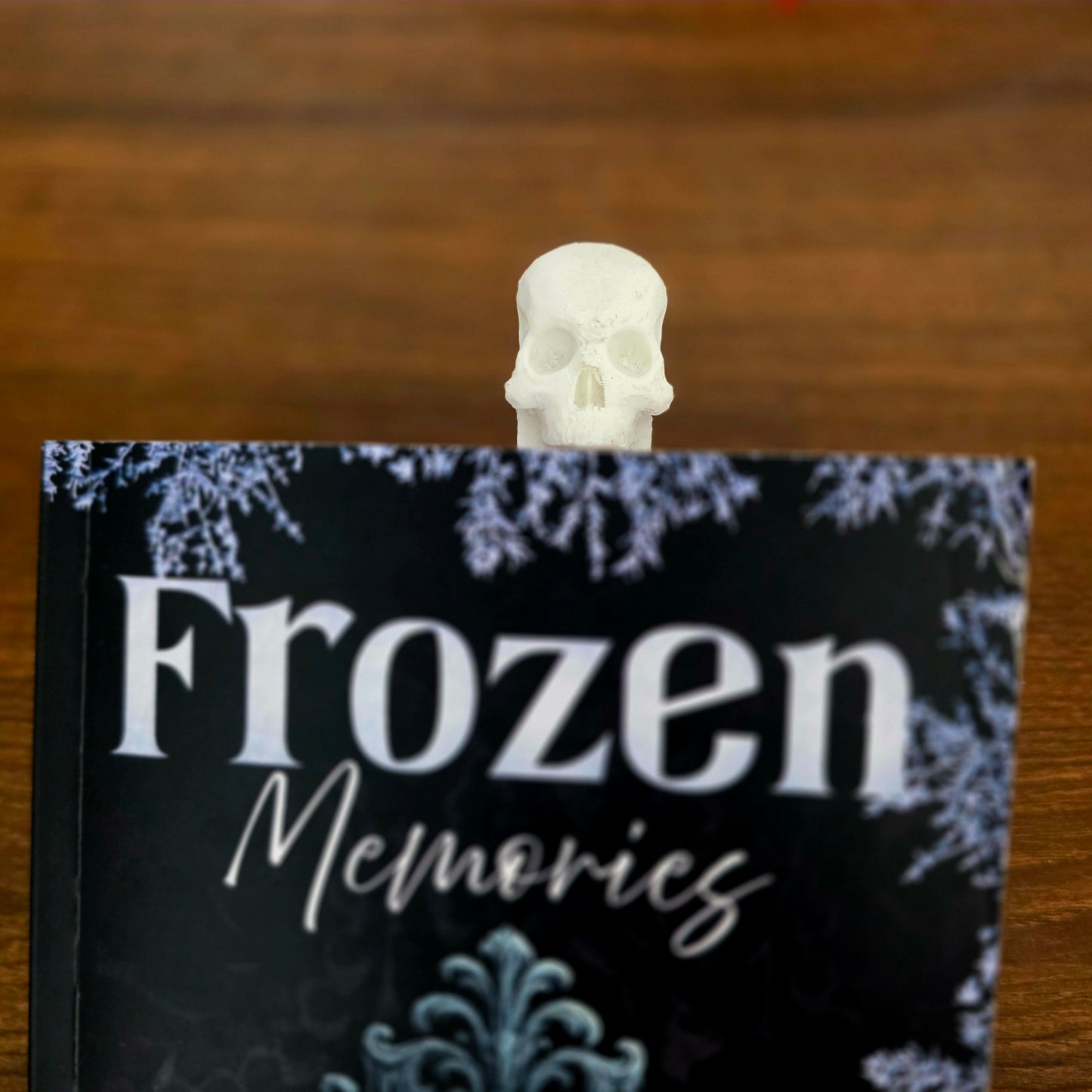 Skull Bookmark – Gothic Dark Academia Book Accessory
