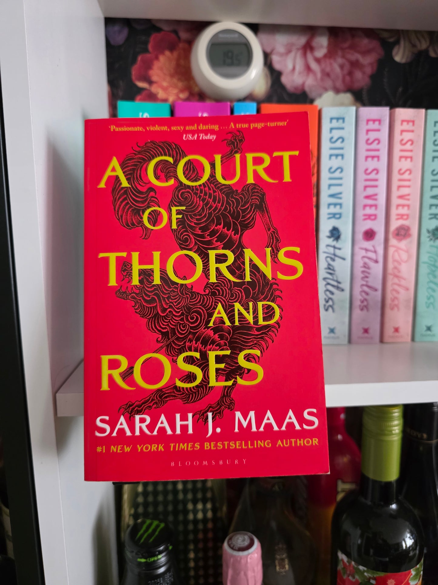 Front Shelf Display Stand